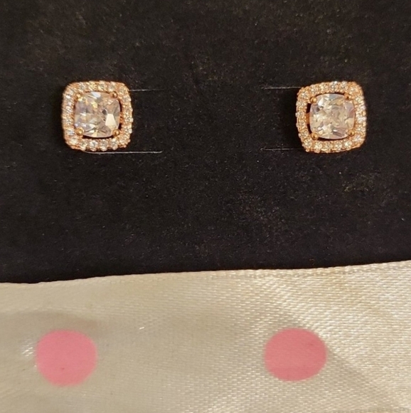 🎉Hp🎉 Swarovski Halo Stud Rose Gold Earrings - Picture 2 of 2
